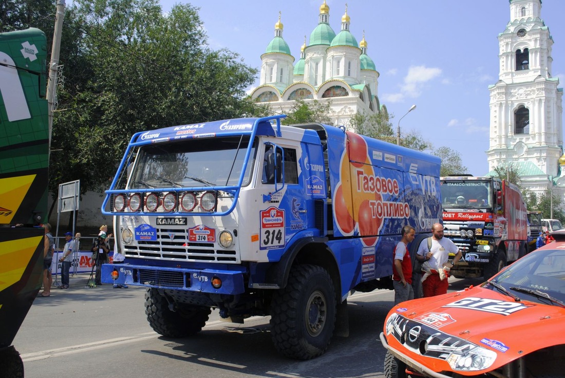 Финиш у Астраханского кремля. Шелковый путь — 2013